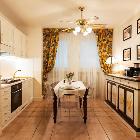 New Cozy Apartment - City Centre เลคโค ภายนอก รูปภาพ