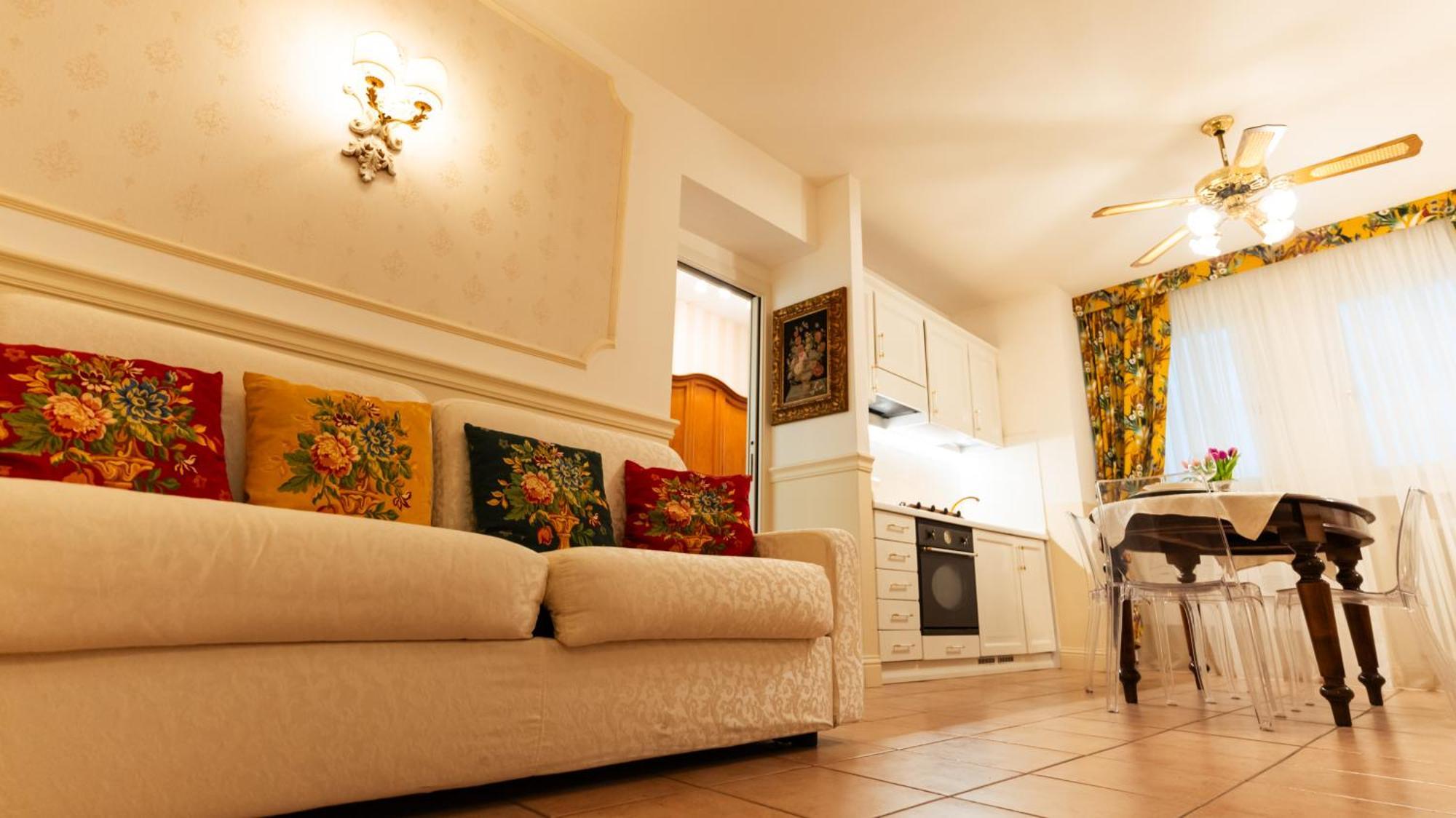 New Cozy Apartment - City Centre เลคโค ภายนอก รูปภาพ