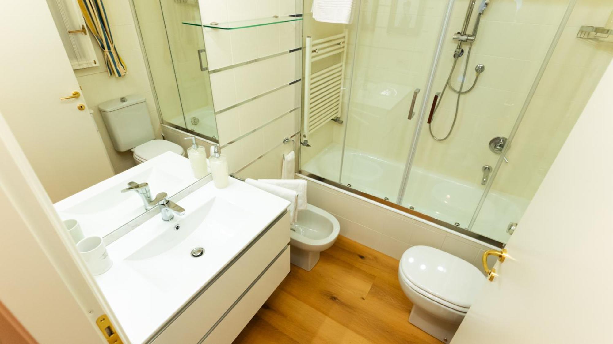 New Cozy Apartment - City Centre เลคโค ภายนอก รูปภาพ